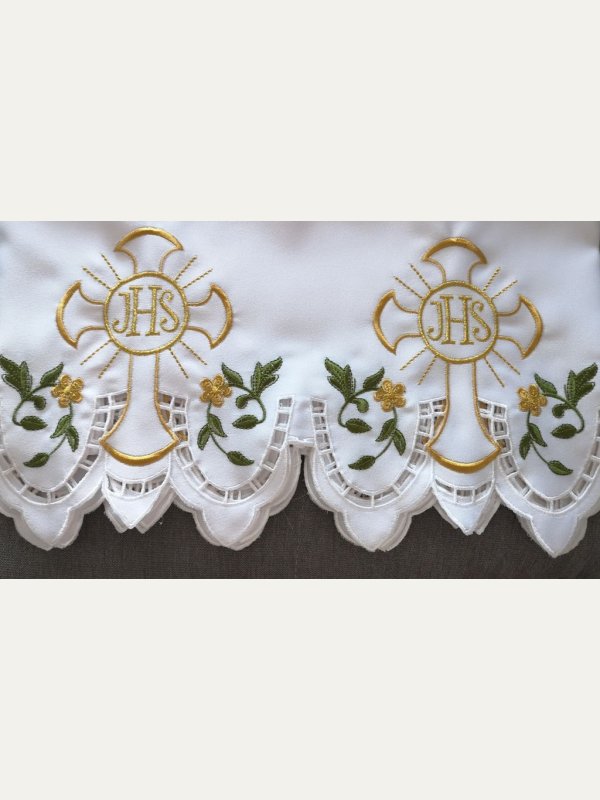 Obrus ołtarzowy haftowany - wzór eucharystyczny