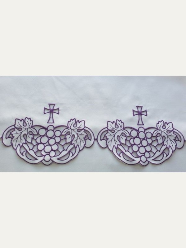 Obrus ołtarzowy haftowany - wzór eucharystyczny